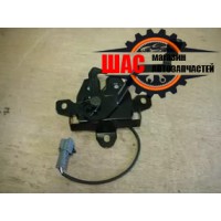 GEELY Emgrand EC-7RV  Замок капота 1068002002