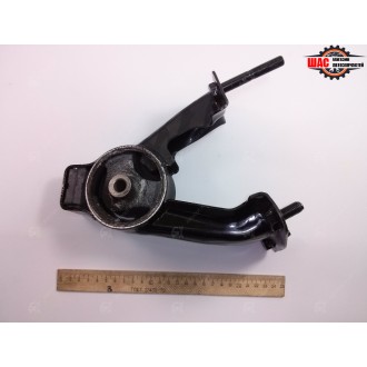 GEELY Emgrand EC-7RV  Опора двигателя задняя 1064001148