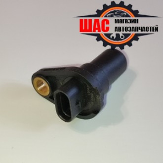 MG 6 Датчик коленвала 10020901