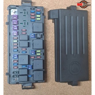 SMA (СМА) C51, C52, C81, R80 Блок предохранителей в сборе 1700351180